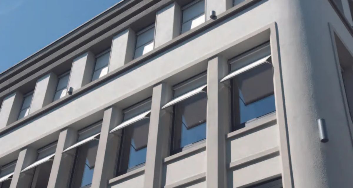 Frimey Fassadenbeschattung Bürogebäude