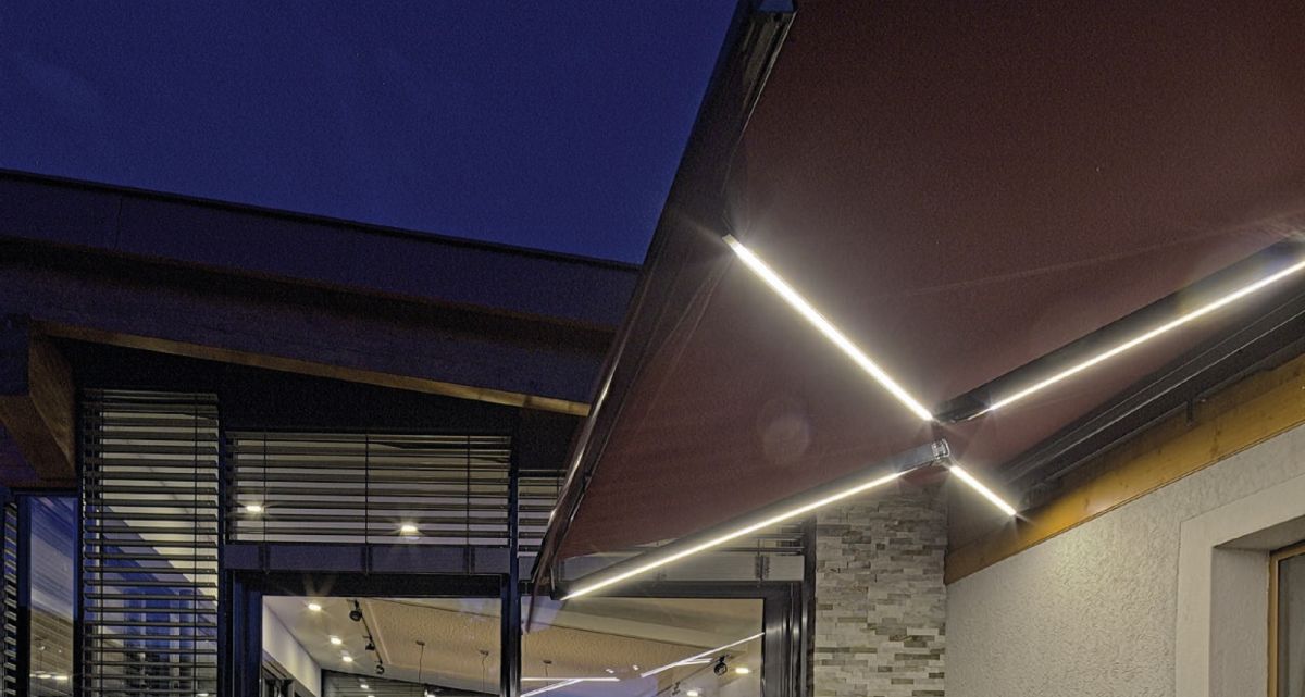 Frimey Halbkassettenmarkise LED