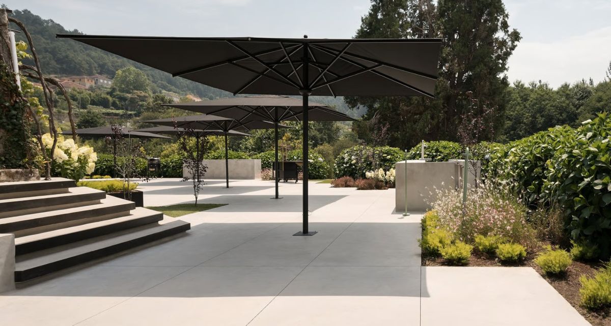 Frimey Mittelmastschirm mit Bodenhülse