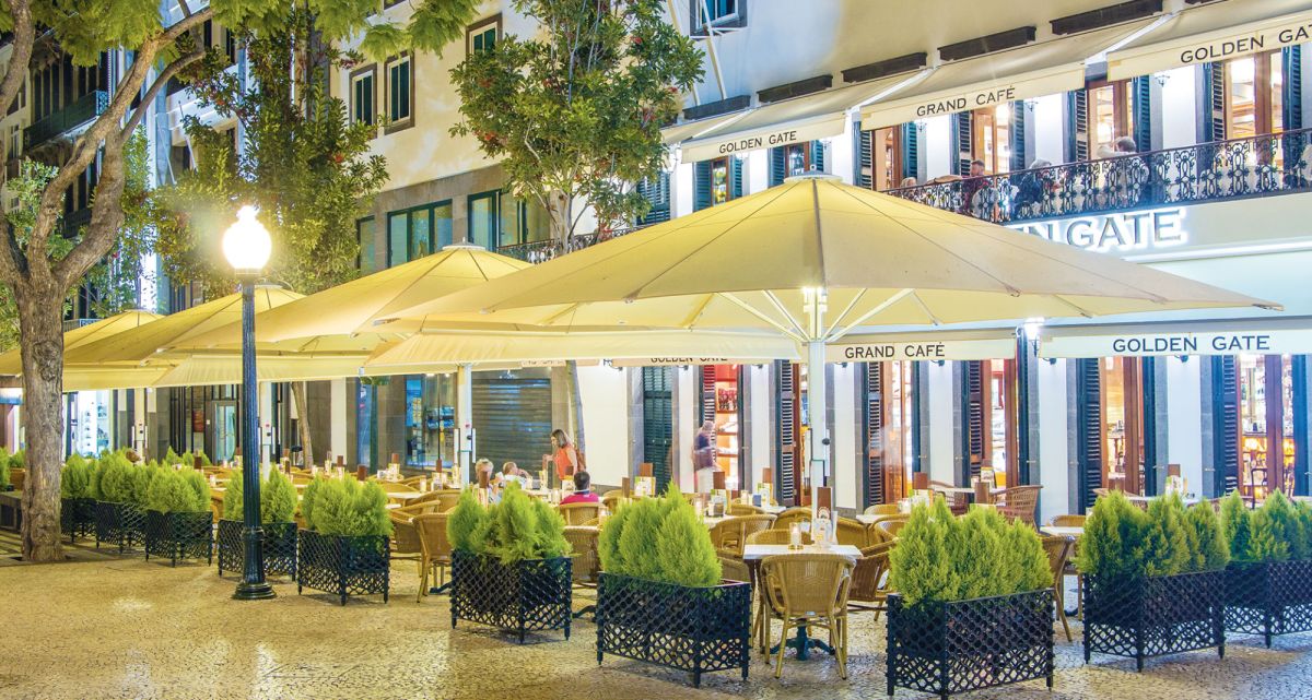 Frimey Sonnenschirm mit Beleuchtung