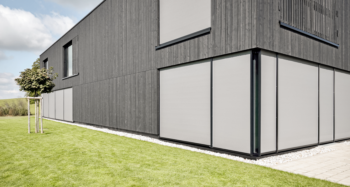 Frimey Senkrechtmarkise Wandeinbau