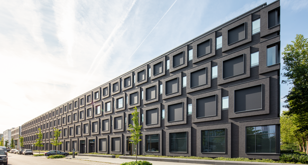 Hella Senkrechtmarkise