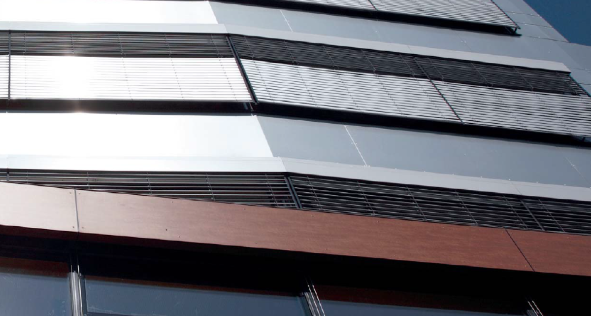 Unternehmensgebäude Raffstore